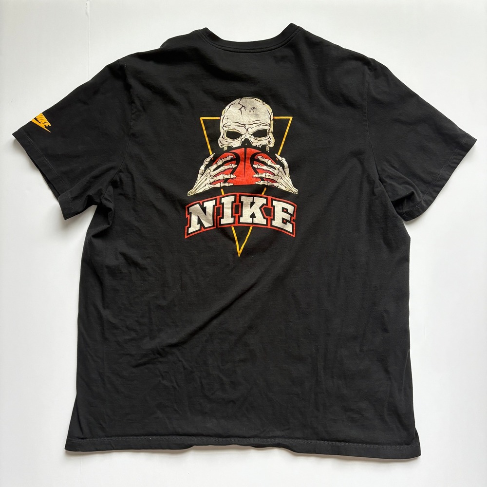 The Nike Tee Skull Skeleton Basketball Men's Graphic T-Shirt Black XXL